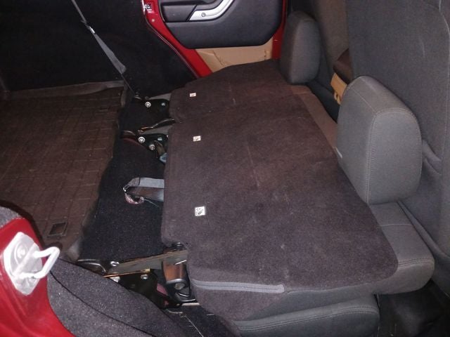 2012 Jeep Wrangler Unlimited Sahara