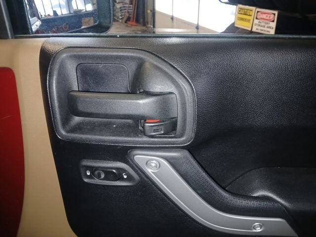 2012 Jeep Wrangler Unlimited Sahara