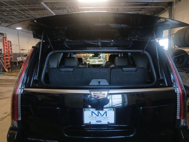 2019 Cadillac Escalade Luxury