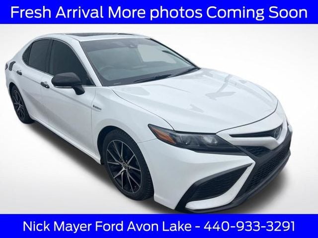 2021 Toyota Camry Hybrid SE