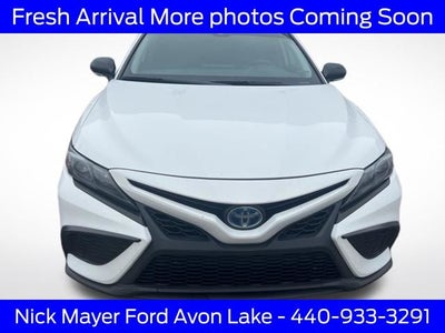 2021 Toyota Camry Hybrid SE