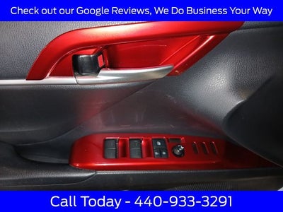 2021 Toyota Camry Hybrid SE