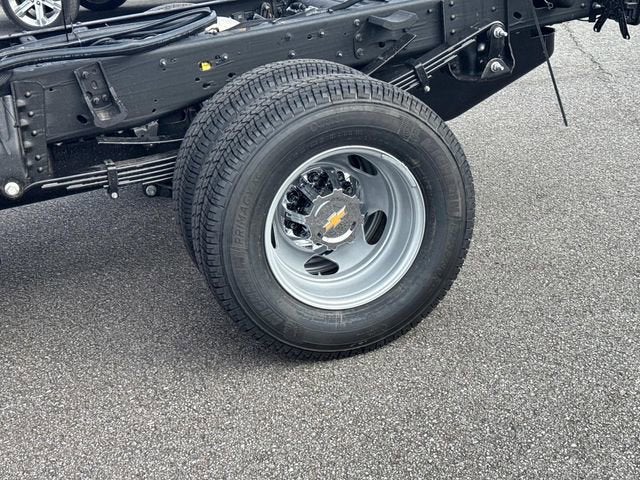 2026 Chevrolet Silverado 3500 HD Chassis Cab LT