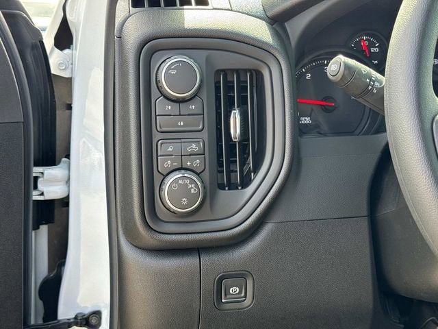2026 Chevrolet Silverado 2500 HD Custom - Photo 24