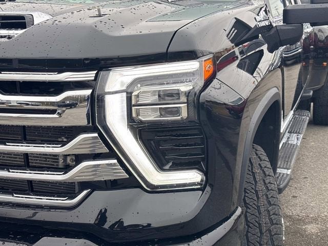 2025 Chevrolet Silverado 3500 HD High Country DRW