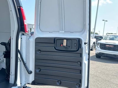 2025 Chevrolet Express Cargo 3500 WT