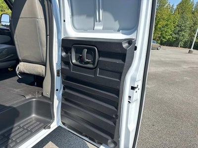 2025 Chevrolet Express Cargo 3500 WT