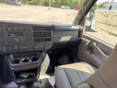 2025 Chevrolet Express Cargo 3500 WT