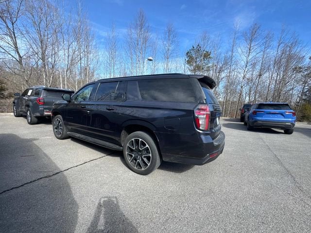 2024 Chevrolet Suburban RST