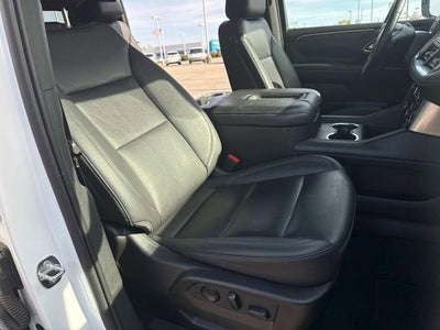 2024 Chevrolet Suburban LT