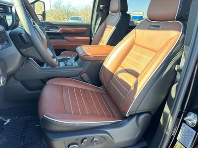 2026 GMC Sierra 3500 HD Denali Ultimate DRW