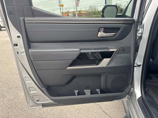 2025 Toyota Tundra 4WD SR5