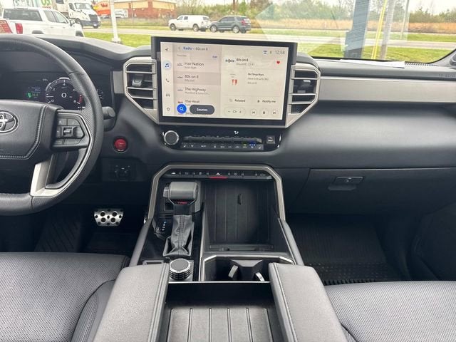 2025 Toyota Tundra 4WD SR5