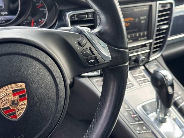 2015 Porsche Panamera 4