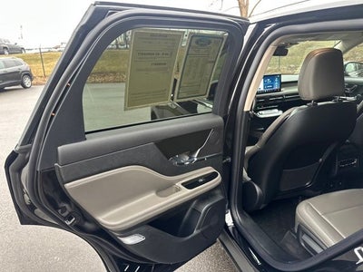 2024 Lincoln Corsair Premiere