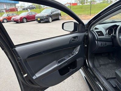 2016 Mitsubishi Lancer ES