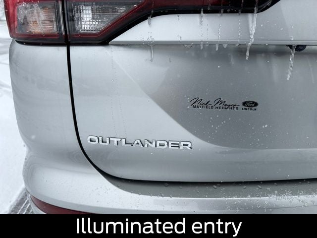 2024 Mitsubishi Outlander SE