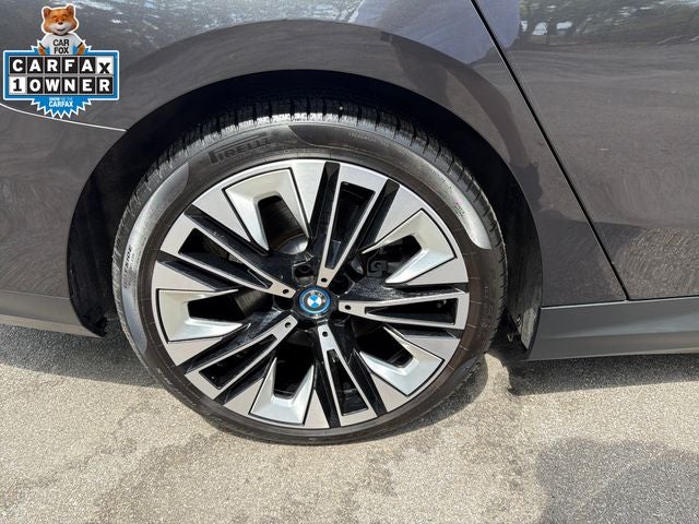 2025 BMW i5 xDrive40
