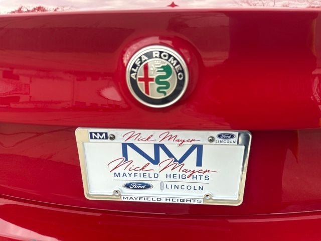 2021 Alfa Romeo Giulia Base