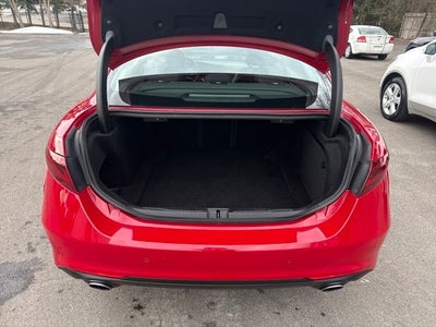 2021 Alfa Romeo Giulia Base