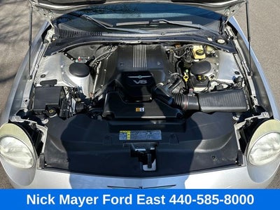 2004 Ford Thunderbird Base