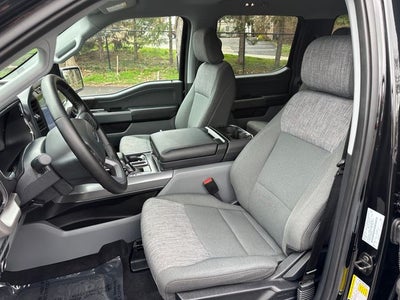 2023 Ford F-150 Lightning XLT