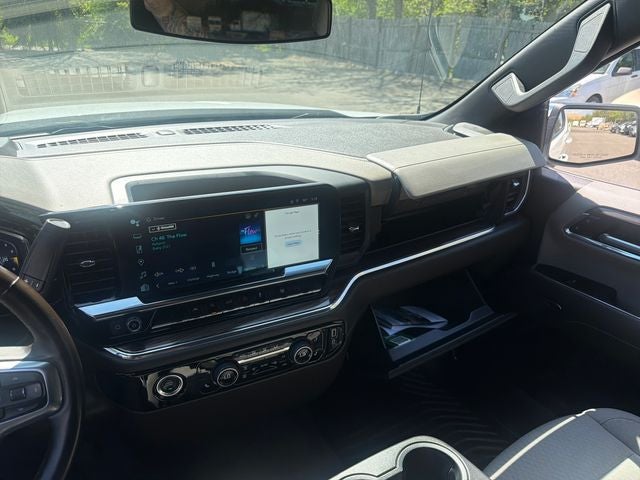 2024 Chevrolet Silverado 1500 LT LT1