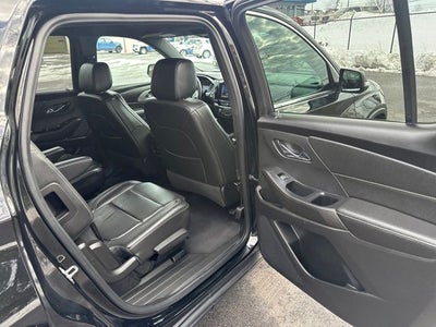 2022 Chevrolet Traverse LT Leather