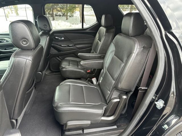 2022 Chevrolet Traverse LT Leather