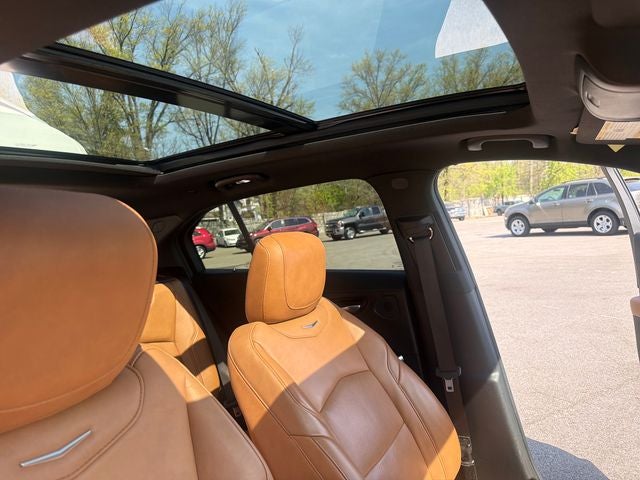 2020 Cadillac XT4 Premium Luxury