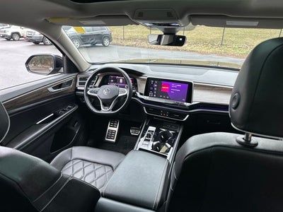 2024 Volkswagen Atlas 2.0T SEL Premium R-Line