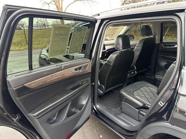 2024 Volkswagen Atlas 2.0T SEL Premium R-Line