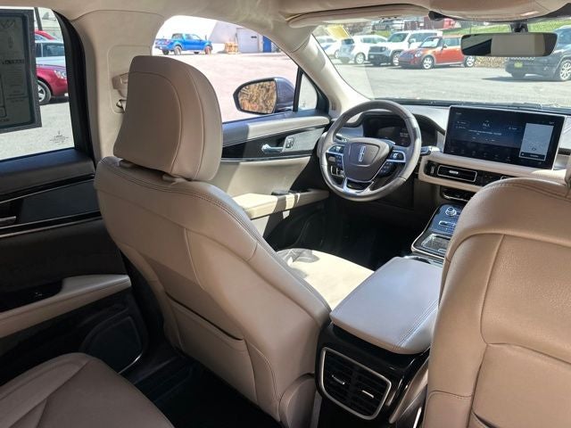 2022 Lincoln Nautilus Standard