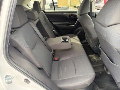 2022 Toyota RAV4 Hybrid LE