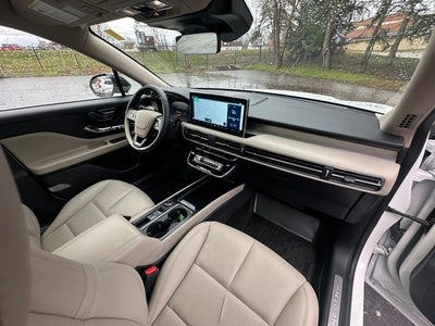 2025 Lincoln Corsair Premiere