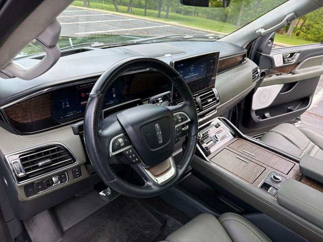 2022 Lincoln Navigator L Black Label