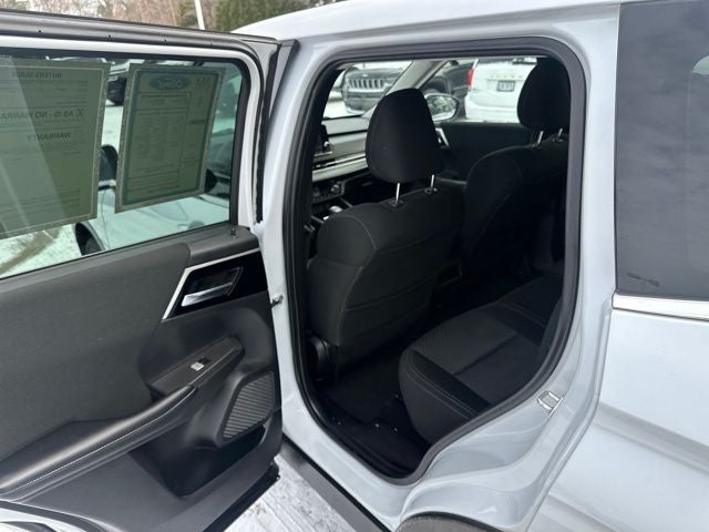 2022 Mitsubishi Outlander ES