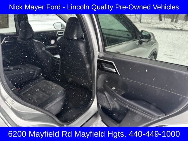 2024 Mitsubishi Outlander Base