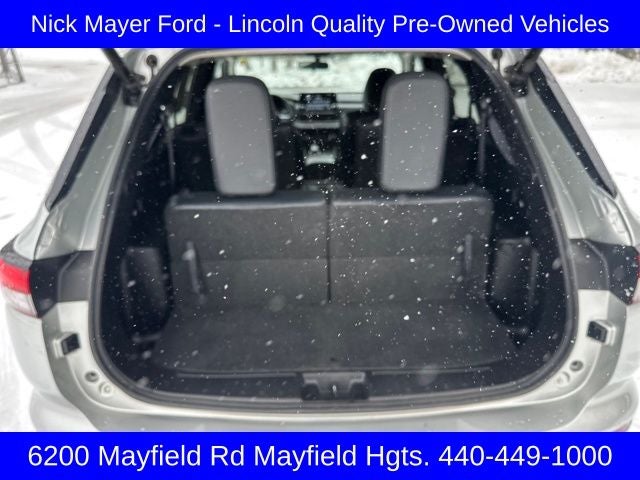 2024 Mitsubishi Outlander Base