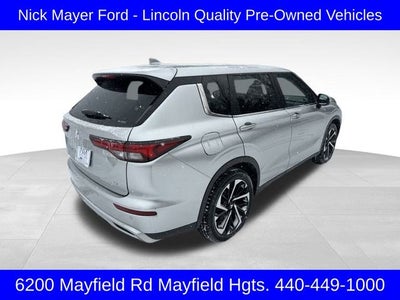 2024 Mitsubishi Outlander Base