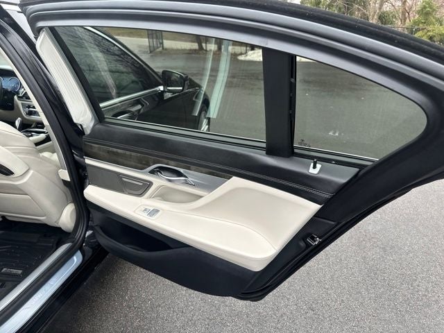 2018 BMW 7 Series 750i xDrive