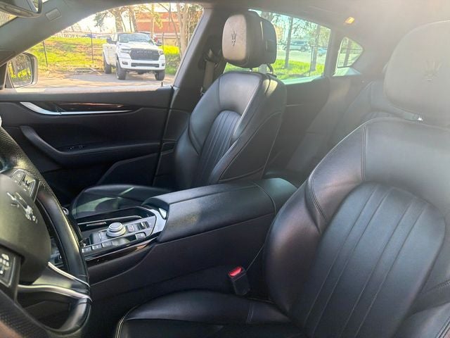 2023 Maserati Levante Modena