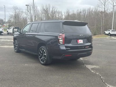 2024 Chevrolet Suburban RST