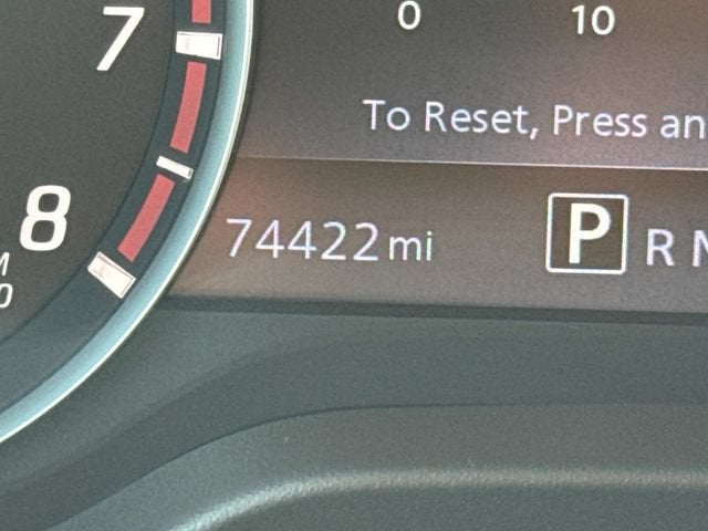2024 Nissan TITAN Crew Cab SV 4x4