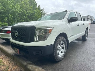 2019 Nissan TITAN S