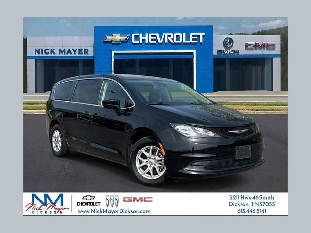 2023 Chrysler Voyager LX