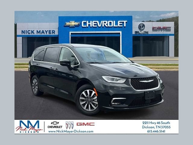 2024 Chrysler Pacifica Hybrid Select PHEV's photo