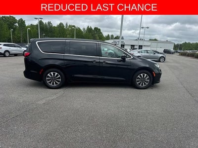 2024 Chrysler Pacifica Hybrid Select