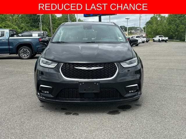 2024 Chrysler Pacifica Hybrid Select
