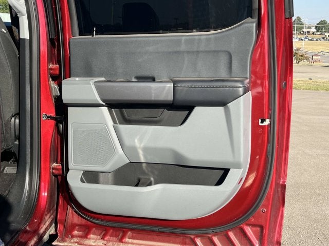2025 Ford Super Duty F-550 DRW XL